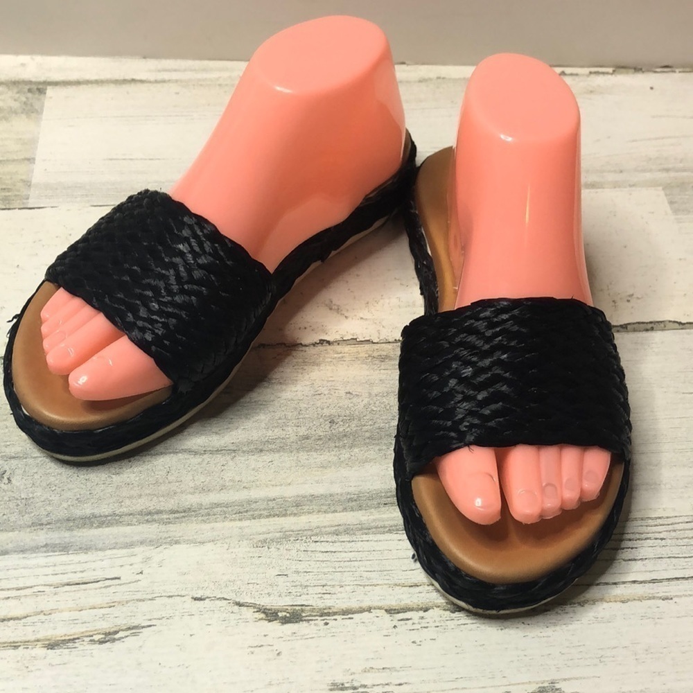 Seychelles Black Braid Slip On Sandal Italy Summer Beach 8 Woven‎